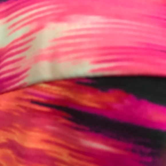 NWT Oakley Bikini Top - Picture 3 of 3